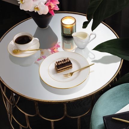 Villeroy & Boch Anmut Gold 180 ml White Milk Jug - Image 3