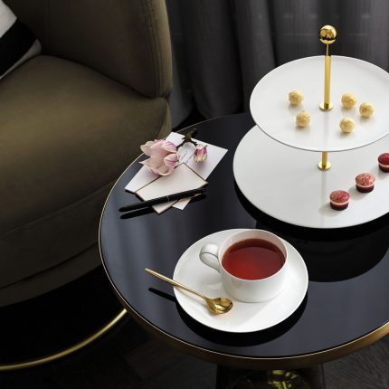 Me.Ch.bl.Gifts Tray stand - Image 2